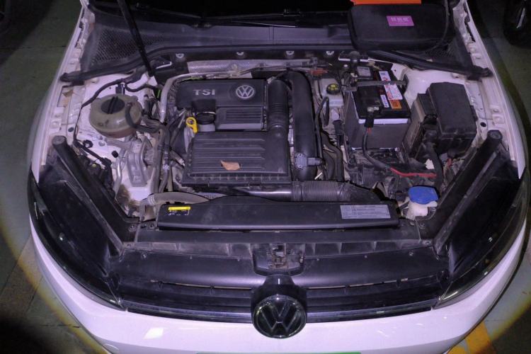 Used Volkswagen Golf 2018 230TSI Automatic Luxury Version Engine Bay
