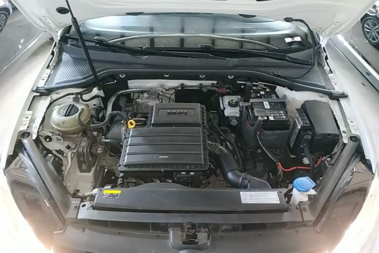 Used Volkswagen Golf 2018 1.6L Automatic Comfort Model Engine Bay