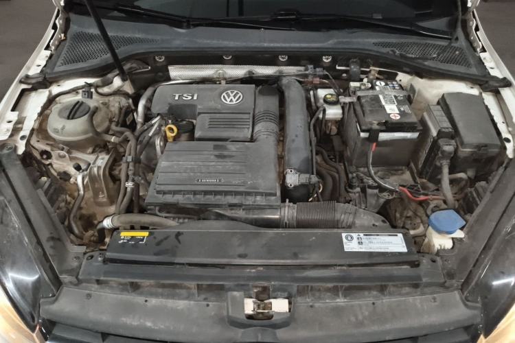 Used Volkswagen Golf 2018 230TSI Automatic Luxury Version Engine Bay