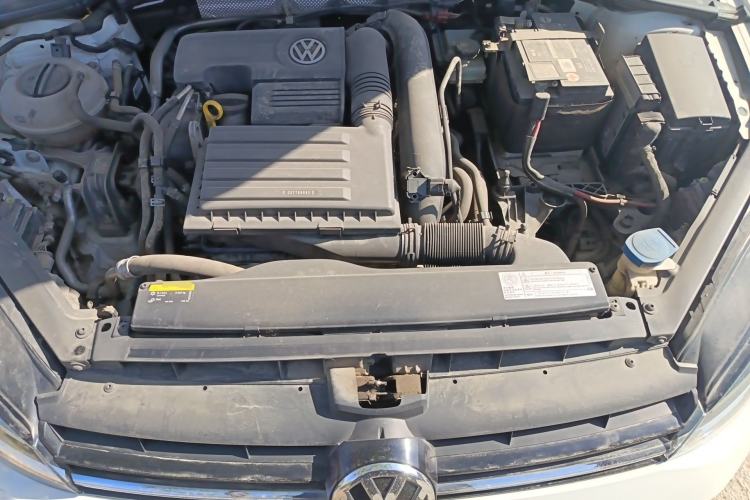Used Volkswagen Golf 2018 230TSI Automatic Comfort Model Engine Bay