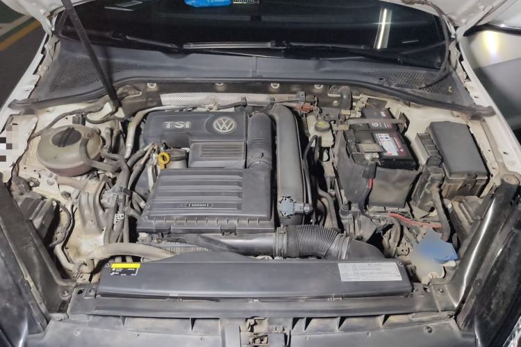 Used Volkswagen Golf 2018 280TSI Automatic R-Line Model Engine Bay