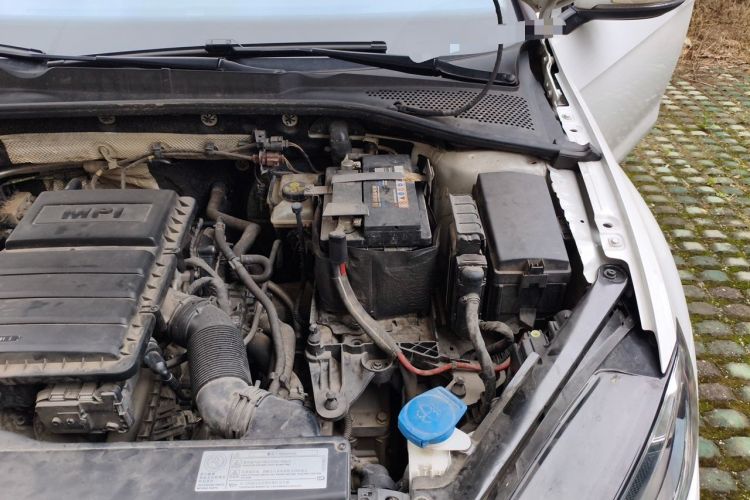 Used Volkswagen Golf 2018 1.6L Automatic Comfort Model Engine Bay Left
