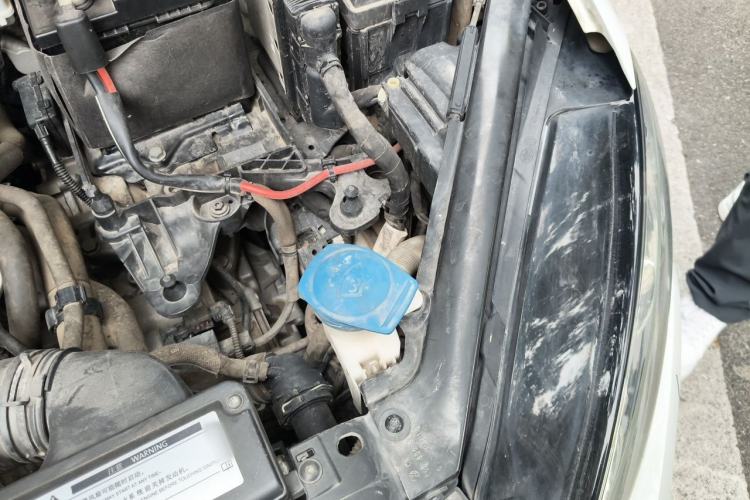 Used Volkswagen Golf 2018 280TSI Automatic R-Line Model Engine Bay Left