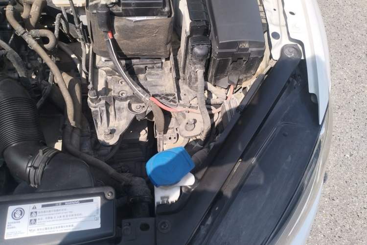 Used Volkswagen Golf 2018 1.6L Automatic Comfort Model Engine Bay Left