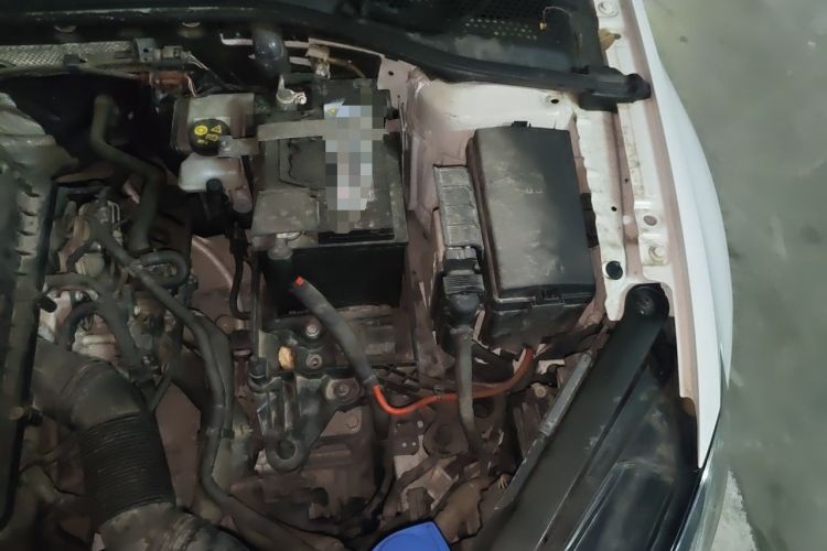 Used Volkswagen Golf 2018 1.6L Automatic Comfort Model Engine Bay Left