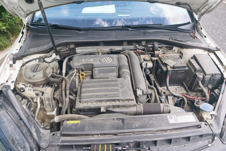 Used Volkswagen Golf 2018 230TSI Automatic Comfort Model Engine Bay