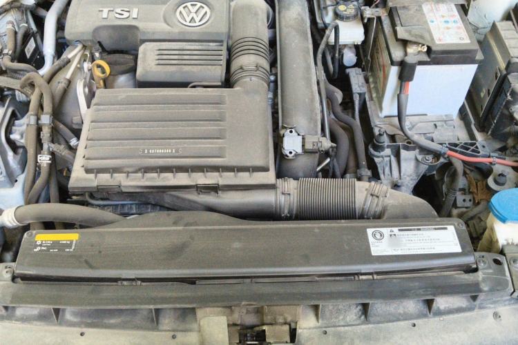 Used Volkswagen Golf 2018 230TSI Automatic Comfort Model Engine Bay
