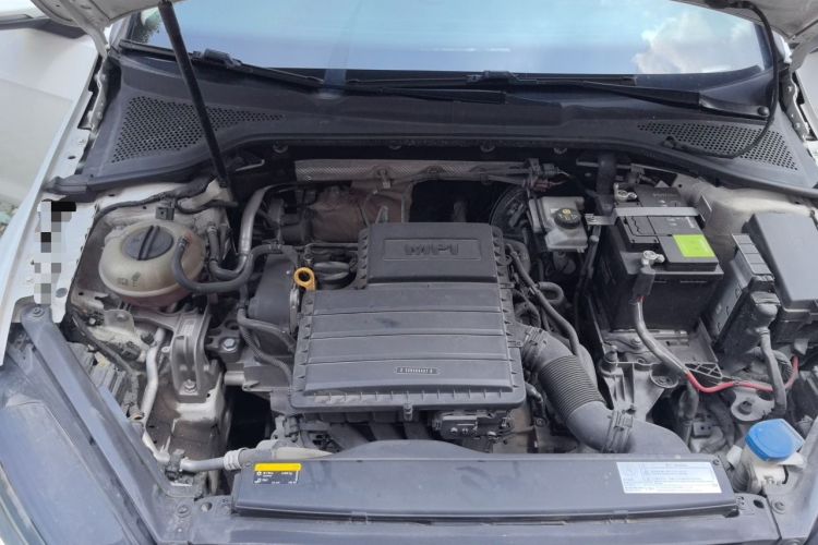Used Volkswagen Golf 2018 1.6L Automatic Comfort Model Engine Bay Right
