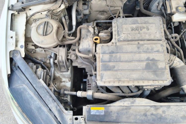 Used Volkswagen Golf 2018 1.6L Automatic Comfort Model Engine Bay Right
