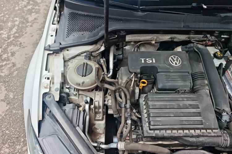Used Volkswagen Golf 2018 280TSI Automatic R-Line Model Engine Bay Right
