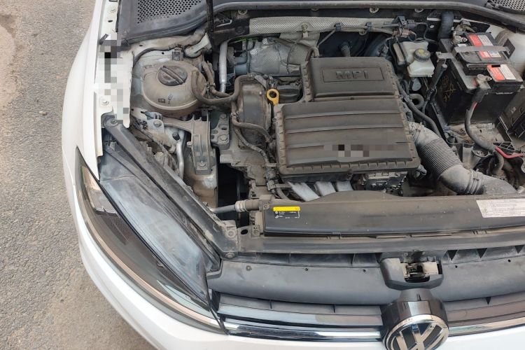 Used Volkswagen Golf 2018 1.6L Automatic Comfort Model Engine Bay Right