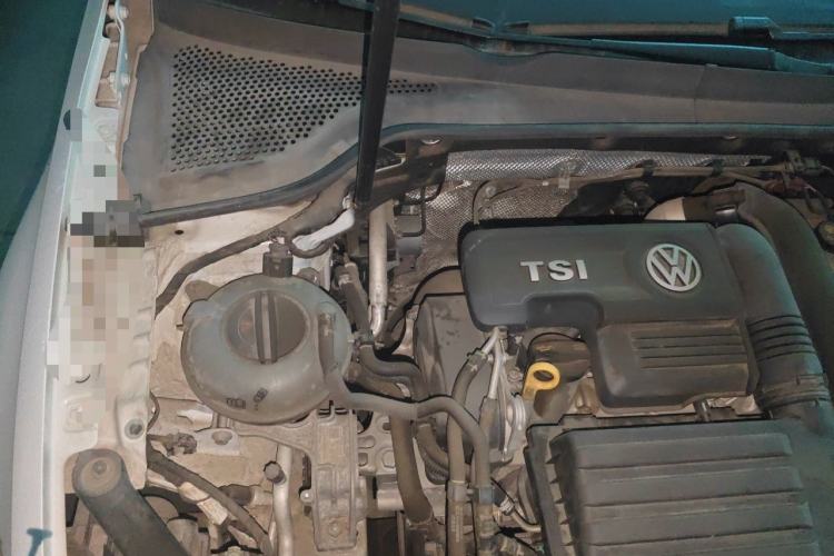 Used Volkswagen Golf 2018 230TSI Automatic Comfort Model Engine Bay Right