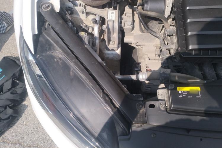 Used Volkswagen Golf 2018 1.6L Automatic Comfort Model Engine Bay Right