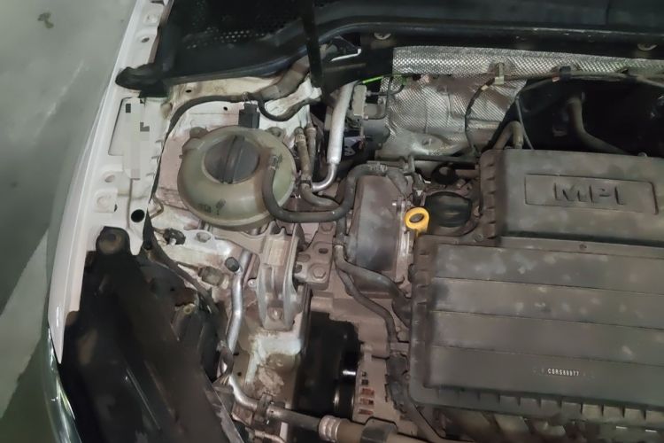 Used Volkswagen Golf 2018 1.6L Automatic Comfort Model Engine Bay Right