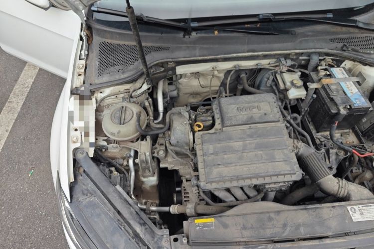 Used Volkswagen Golf 2018 1.6L Automatic Comfort Model Engine Bay Right