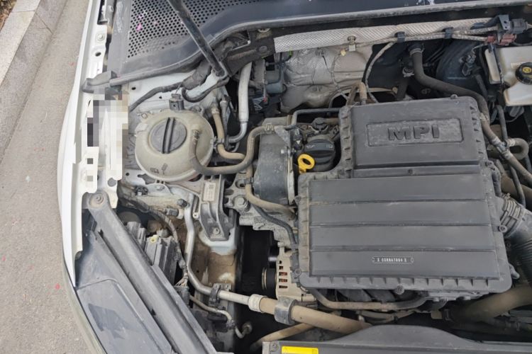 Used Volkswagen Golf 2018 1.6L Automatic Comfort Model Engine Bay Right