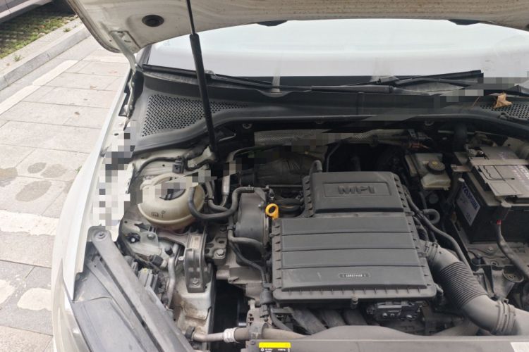 Used Volkswagen Golf 2018 1.6L Automatic Comfort Model Engine Bay Right