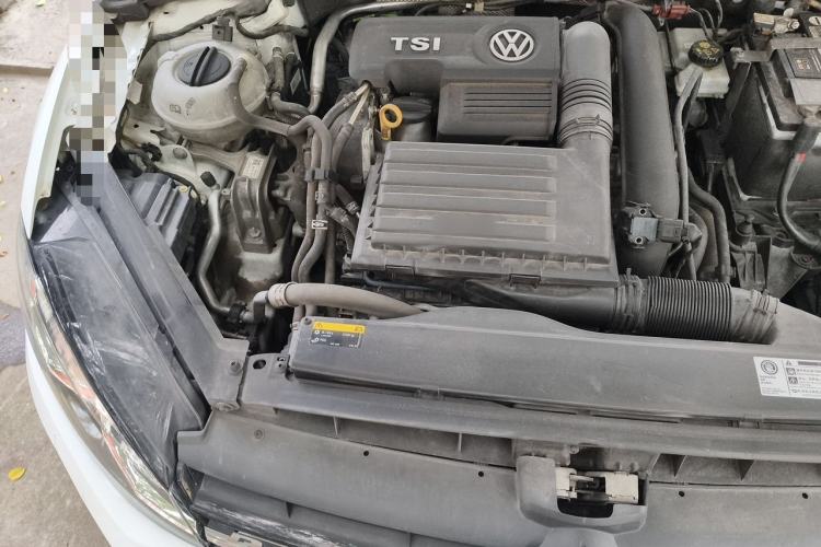 Used Volkswagen Golf 2018 280TSI Automatic R-Line Model Engine Bay Right