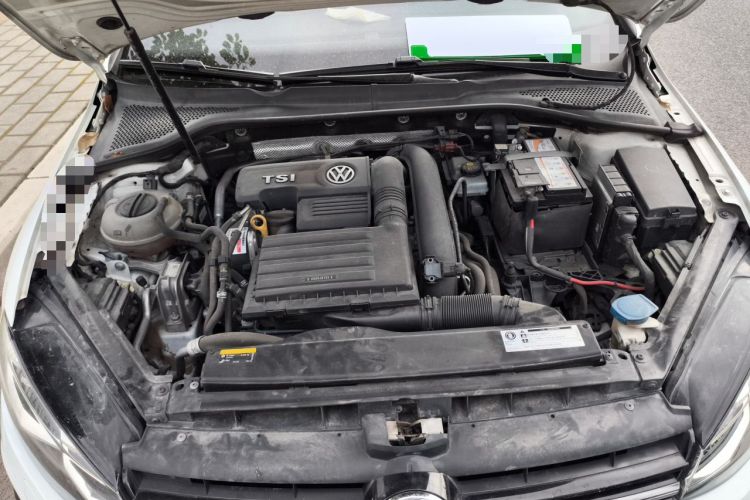 Used Volkswagen Golf 2018 280TSI Automatic R-Line Model Engine Bay