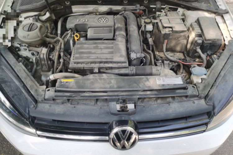 Used Volkswagen Golf 2018 230TSI Automatic Comfort Model Engine Bay