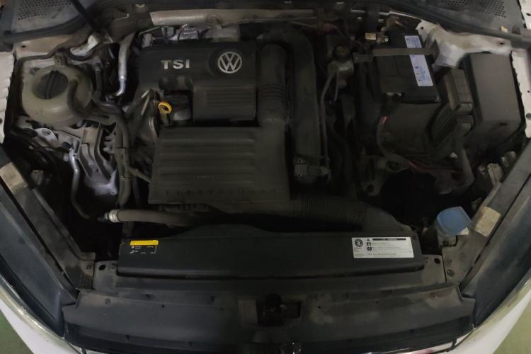 Used Volkswagen Golf 2018 230TSI Automatic Comfort Model Engine Bay