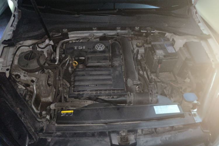 Used Volkswagen Golf 2018 230TSI Automatic Luxury Version Engine Bay
