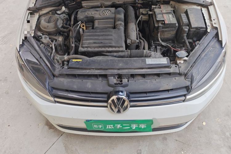 Used Volkswagen Golf 2018 230TSI Automatic Comfort Model Engine Bay