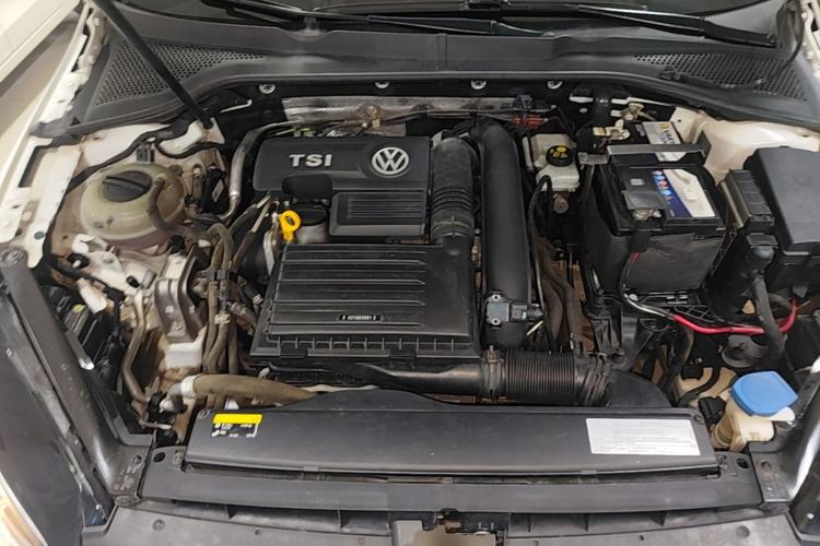 Used Volkswagen Golf 2018 230TSI Automatic Comfort Model Engine Bay