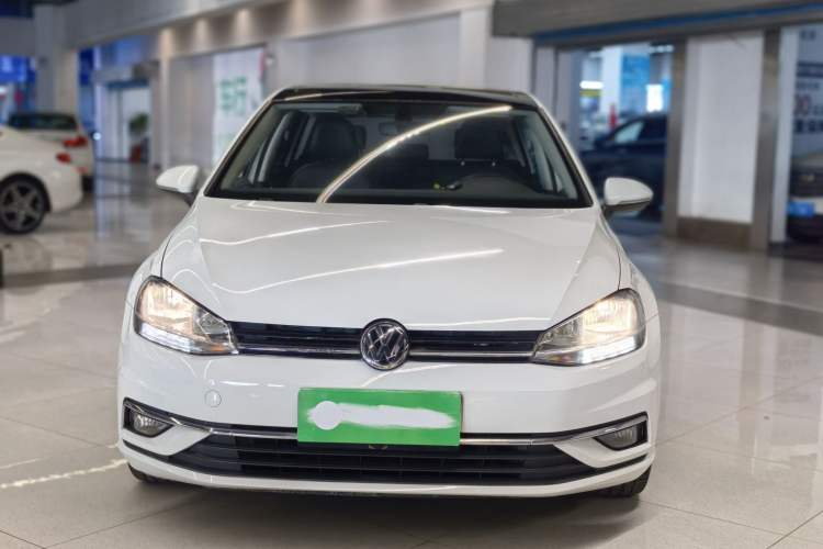 Used Volkswagen Golf 2018 230TSI Automatic Luxury Version Exterior 1