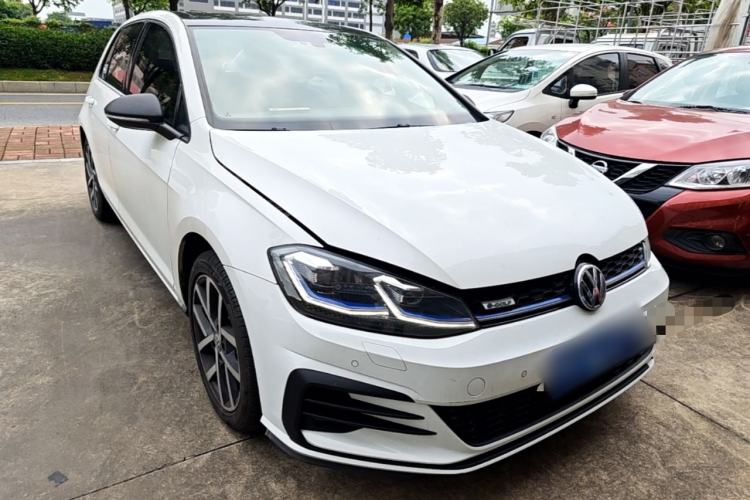 Used Volkswagen Golf 2018 230TSI Automatic Luxury Version Exterior 1