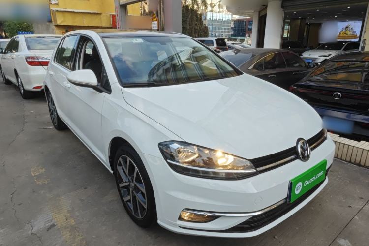 Used Volkswagen Golf 2018 230TSI Automatic Luxury Version Exterior 1