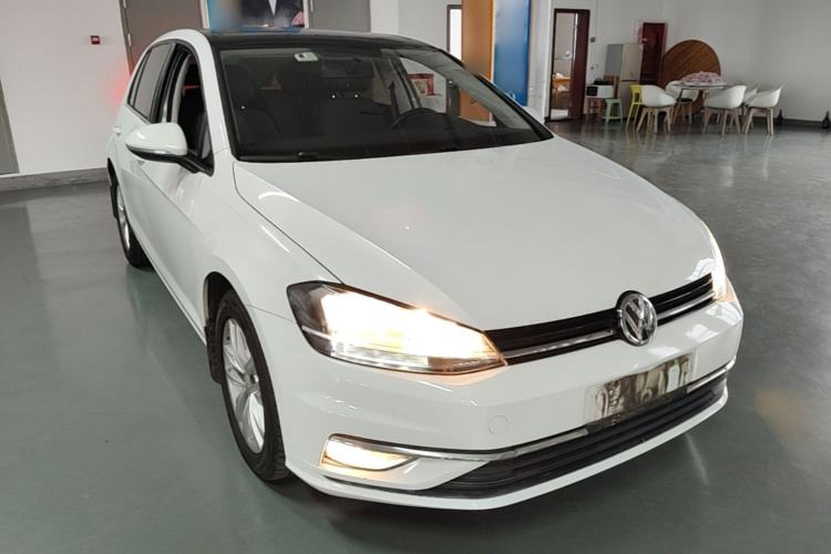 Used Volkswagen Golf 2018 1.6L Automatic Comfort Model Exterior 1