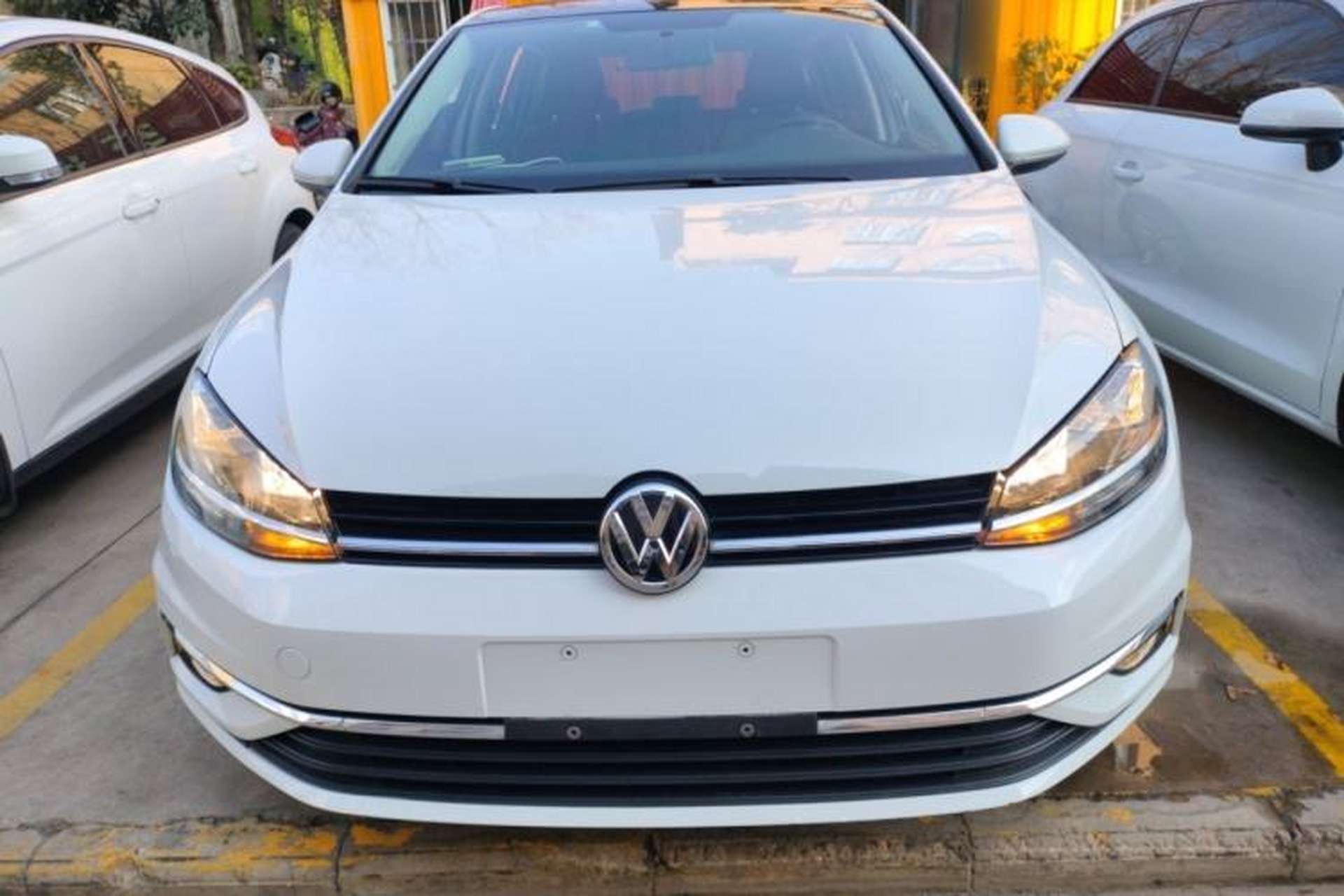 Used Volkswagen Golf 2018 230TSI Automatic Comfort Model Exterior 1