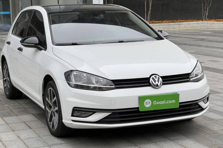 Used Volkswagen Golf 2018 230TSI Automatic Luxury Version Exterior 1