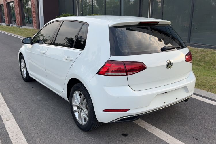 Used Volkswagen Golf 2018 1.6L Automatic Comfort Model Exterior 1