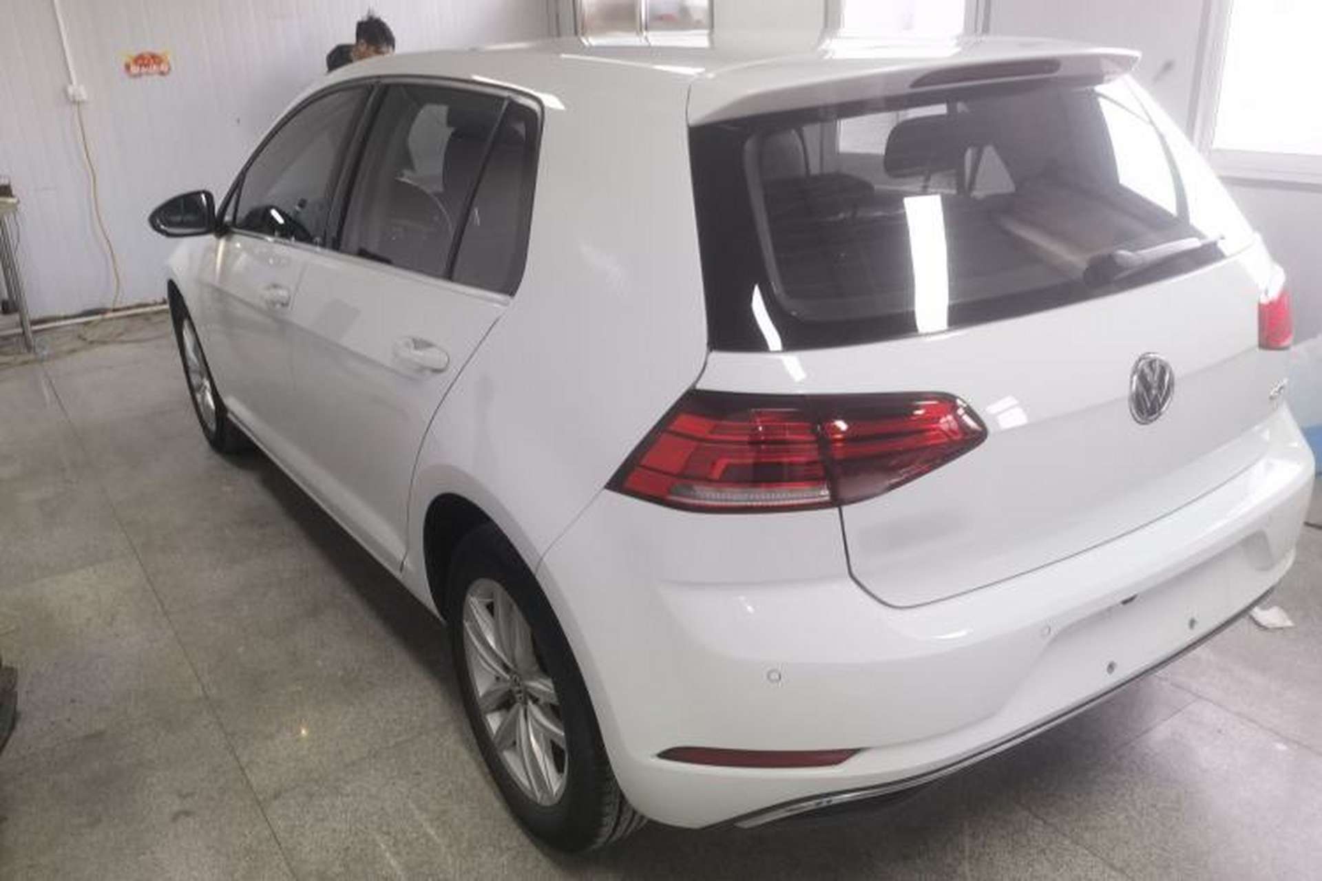 Used Volkswagen Golf 2018 1.6L Automatic Comfort Model Exterior 2