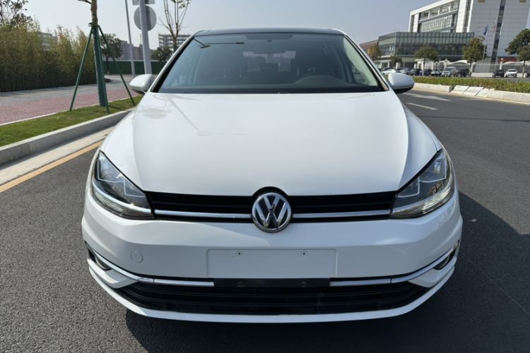 Used Volkswagen Golf 2018 230TSI Automatic Comfort Model Exterior 2