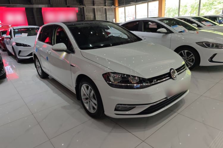 Used Volkswagen Golf 2018 1.6L Automatic Comfort Model Exterior 2