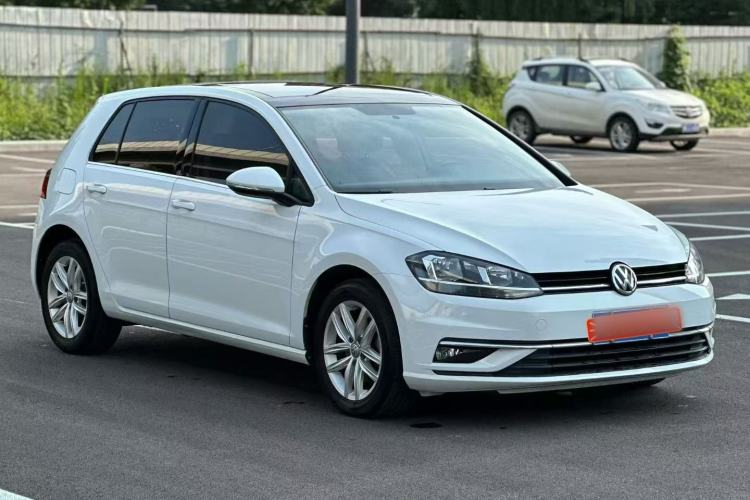 Used Volkswagen Golf 2018 230TSI Automatic Comfort Model Exterior 2