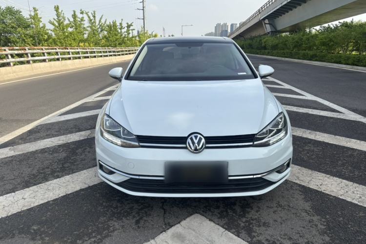 Used Volkswagen Golf 2018 230TSI Automatic Comfort Model Exterior 2