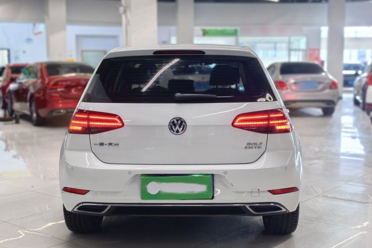 Used Volkswagen Golf 2018 230TSI Automatic Luxury Version Exterior 3