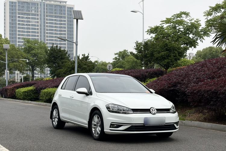 Used Volkswagen Golf 2018 1.6L Automatic Comfort Model Exterior 3