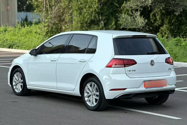 Used Volkswagen Golf 2018 230TSI Automatic Comfort Model Exterior 3