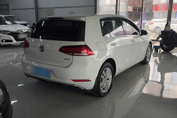 Used Volkswagen Golf 2018 1.6L Automatic Comfort Model Exterior 3