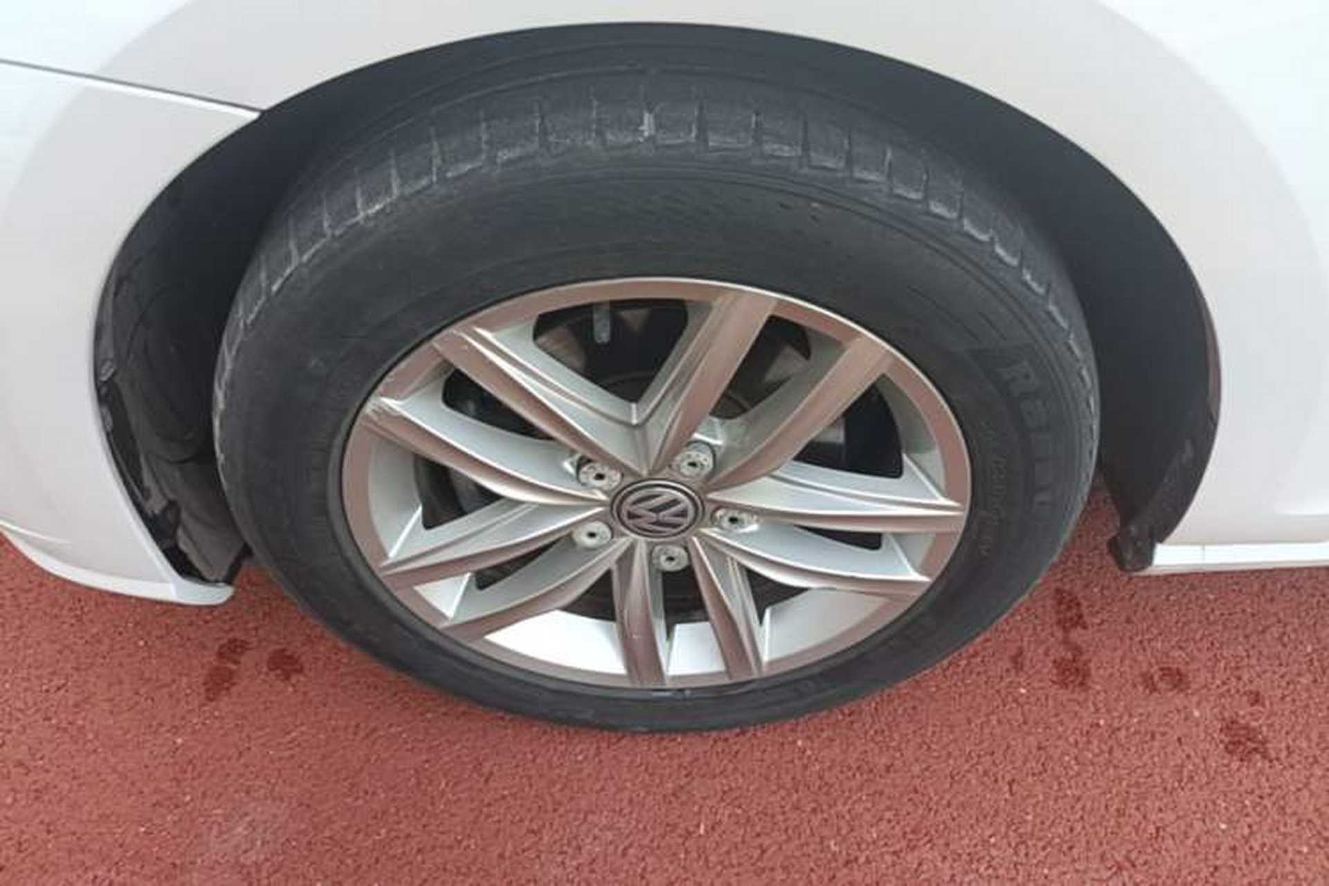 Used Volkswagen Golf 2018 230TSI Automatic Comfort Model Exterior 4