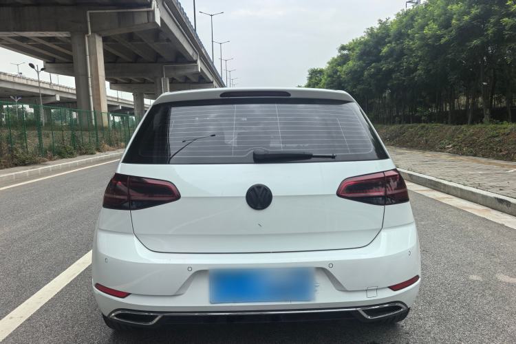 Used Volkswagen Golf 2018 230TSI Automatic Luxury Version Exterior 4