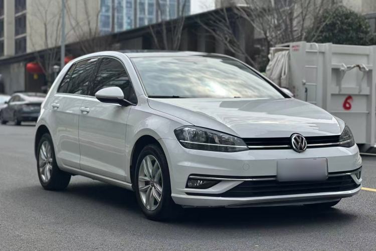Used Volkswagen Golf 2018 230TSI Automatic Comfort Model Exterior 4