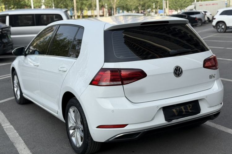 Used Volkswagen Golf 2018 230TSI Automatic Comfort Model Exterior 4