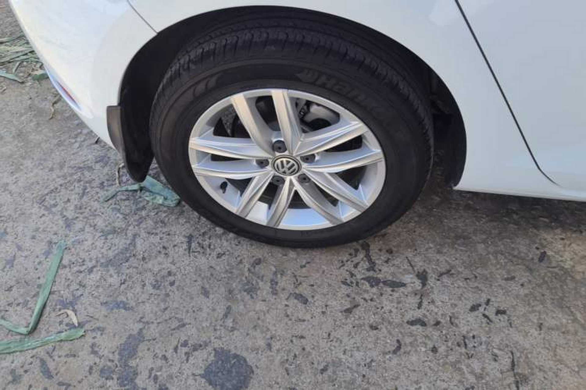 Used Volkswagen Golf 2018 1.6L Automatic Comfort Model Exterior 5