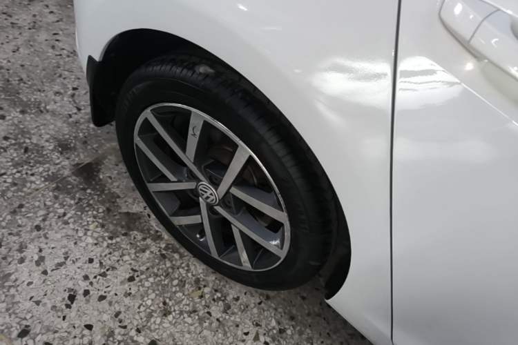 Used Volkswagen Golf 2018 230TSI Automatic Luxury Version Exterior 5